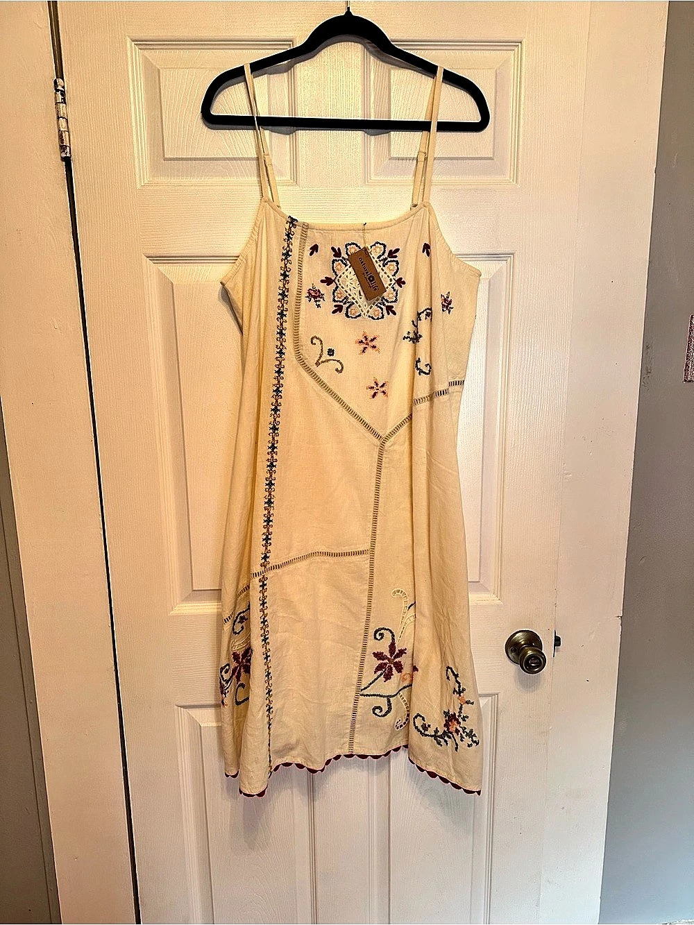 Natural life Life Embroidered Floral Mini Dress in Cream Size XL
